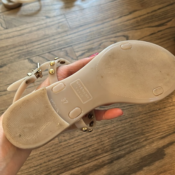 Givenchy jelly sandals with brass hardware. Great for the beach! Gladiator style - Picture 3 of 7